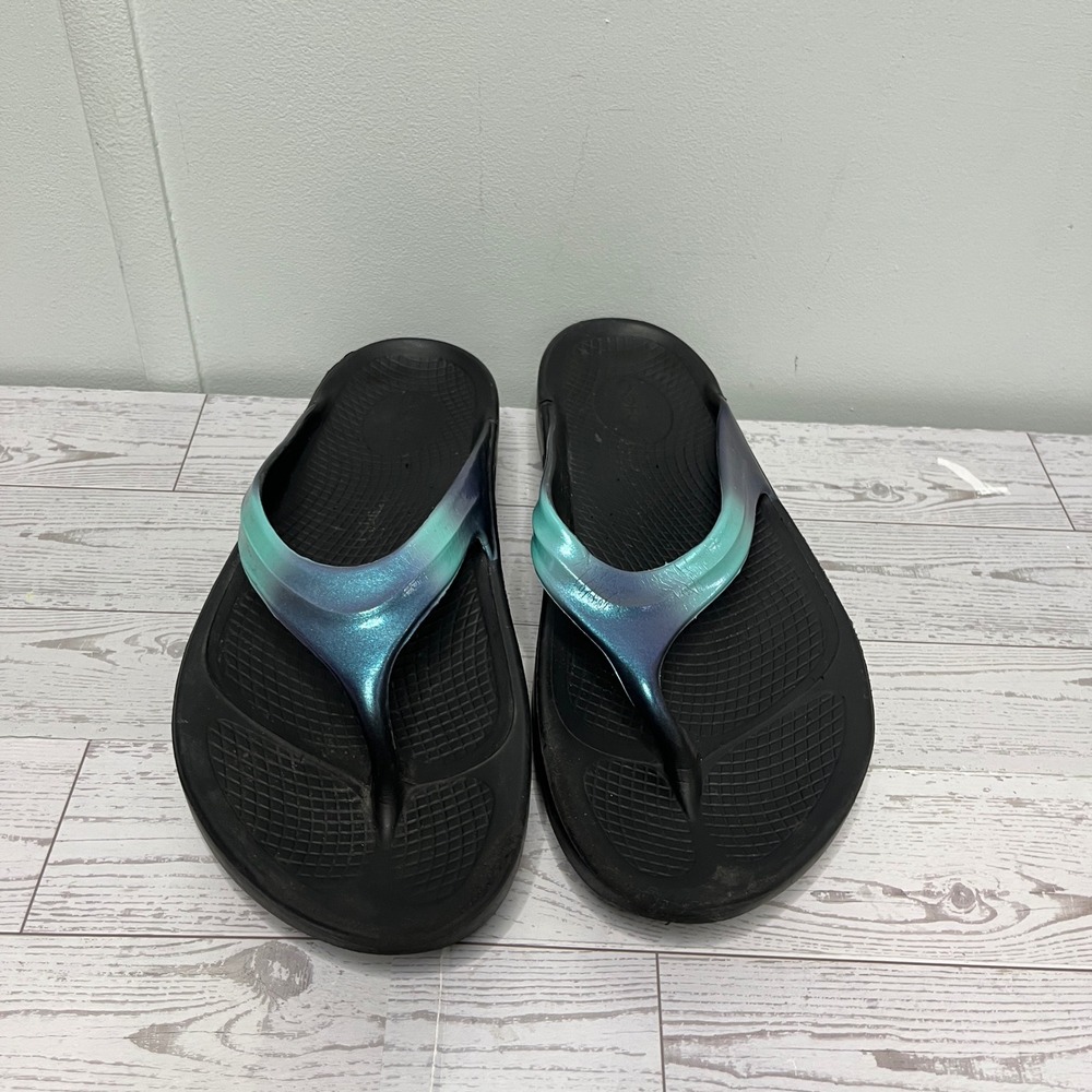 OOFOS OOlala Luxe Sandal Black Atlantis Iridescent Recovery Flip Flop W11 EU 42